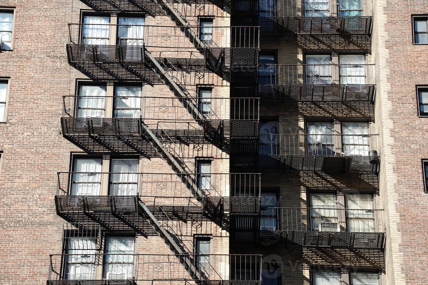 Feuerleitern für Gebäude in New York foto