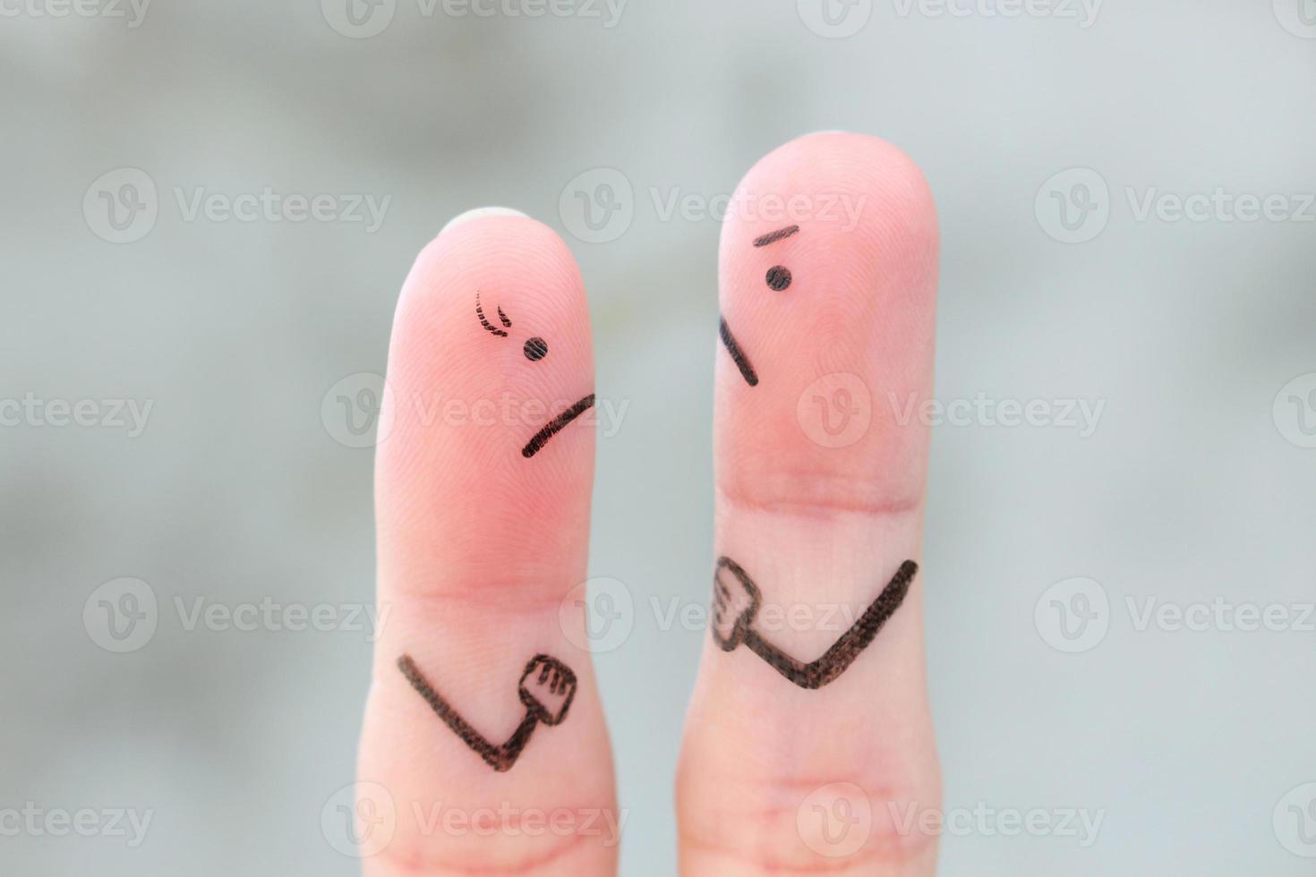 Fingerkunst eines Paares während des Streits. foto