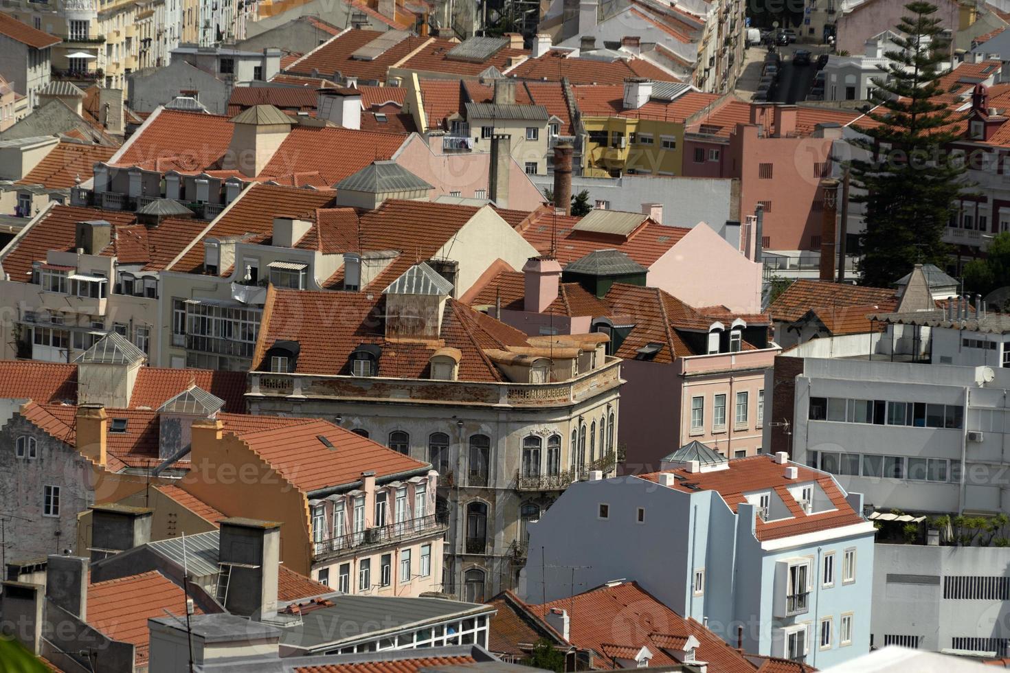 lissabon luftpanorama landschaft stadtbild dächer und schornstein detail foto