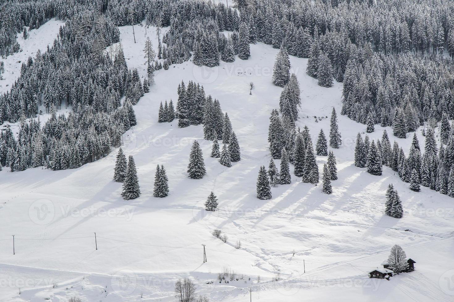 Winterlandschaft in den österreichischen Alpen foto