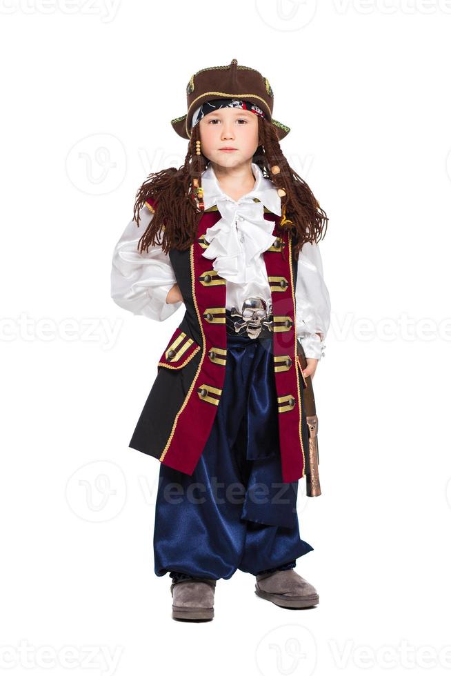 ein als Pirat verkleideter Junge foto