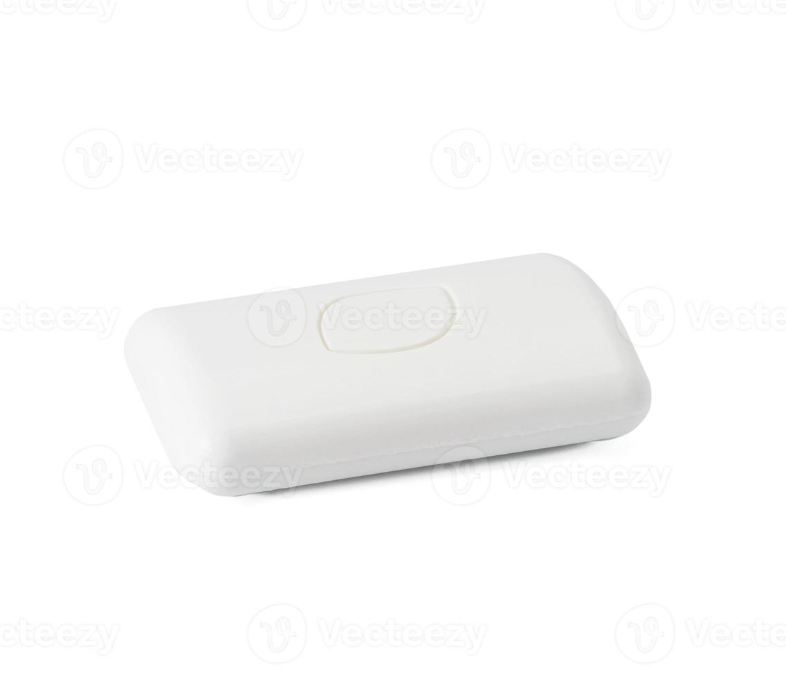 rechteckiges Stück weiße Seife isoliert auf weißem Hintergrund foto