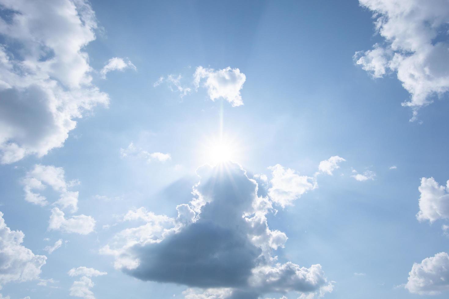 Wolken im Himmel foto