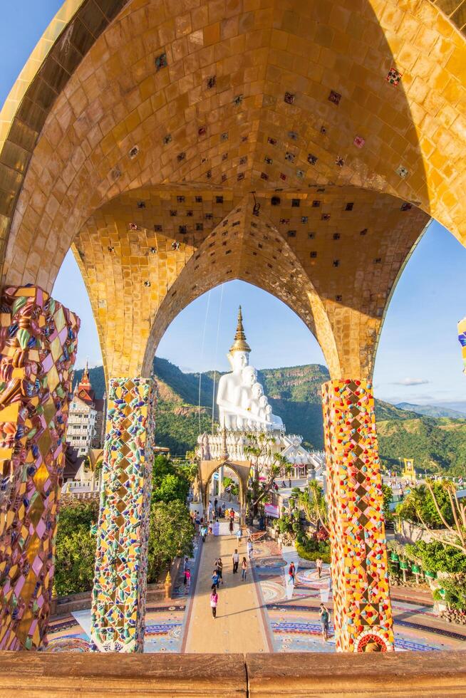 Gebäude von Wat Phra, die Pha Son Kaeo foto