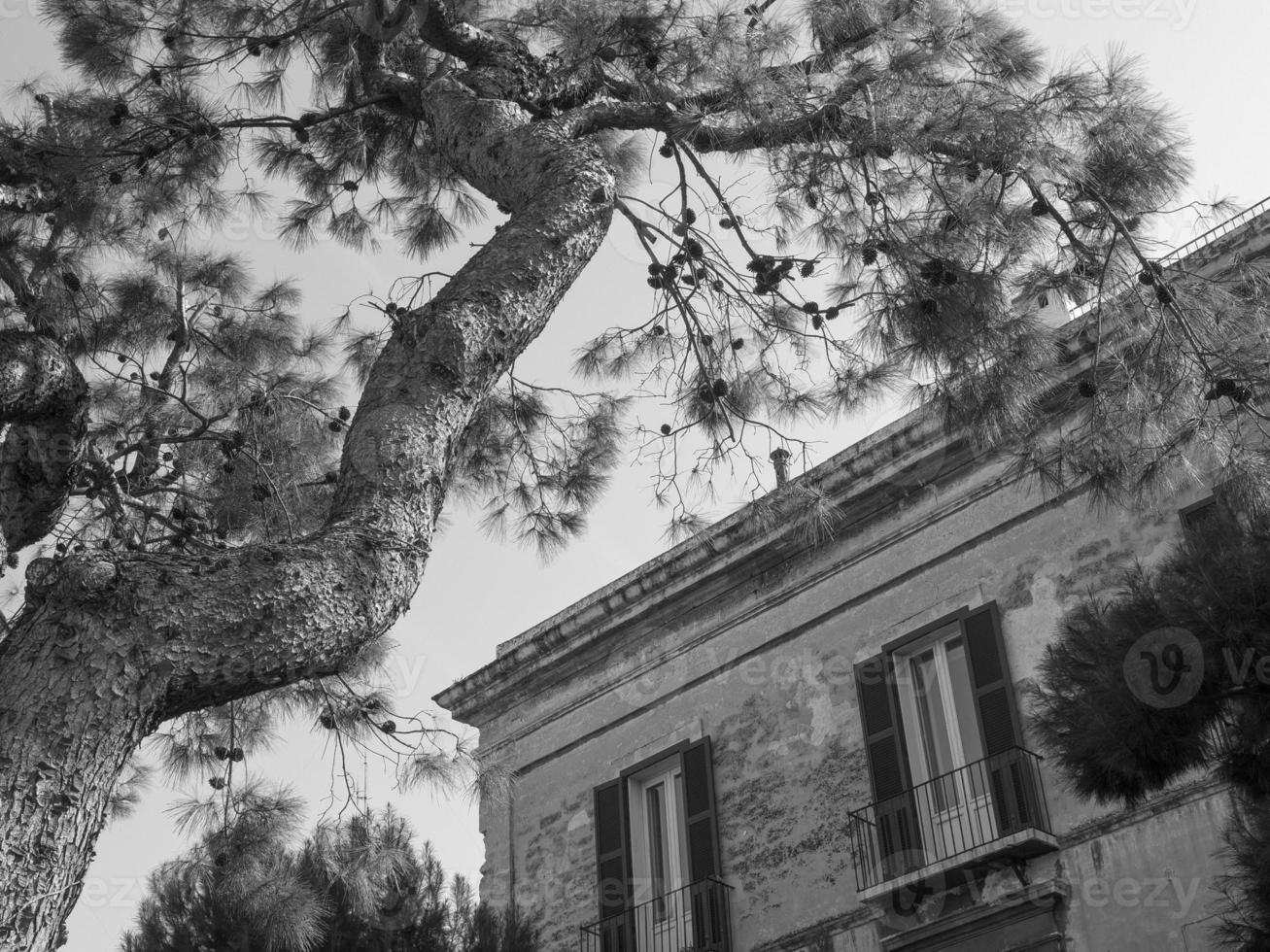 die Stadt Bari in Italien foto