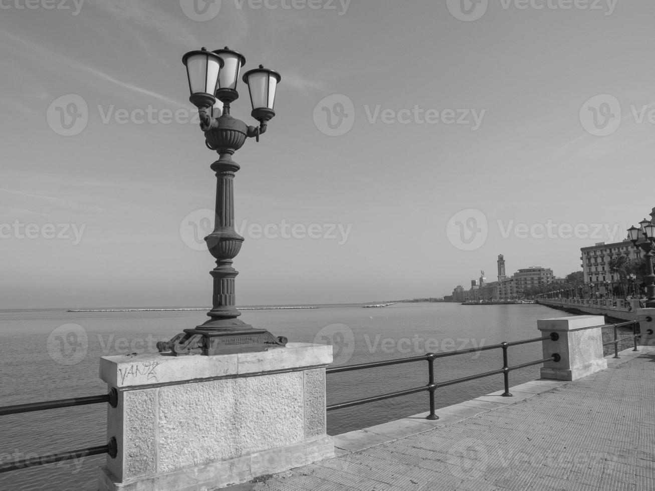 die Stadt Bari in Italien foto