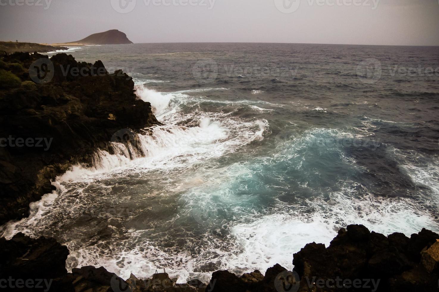 Felsen am Meer foto