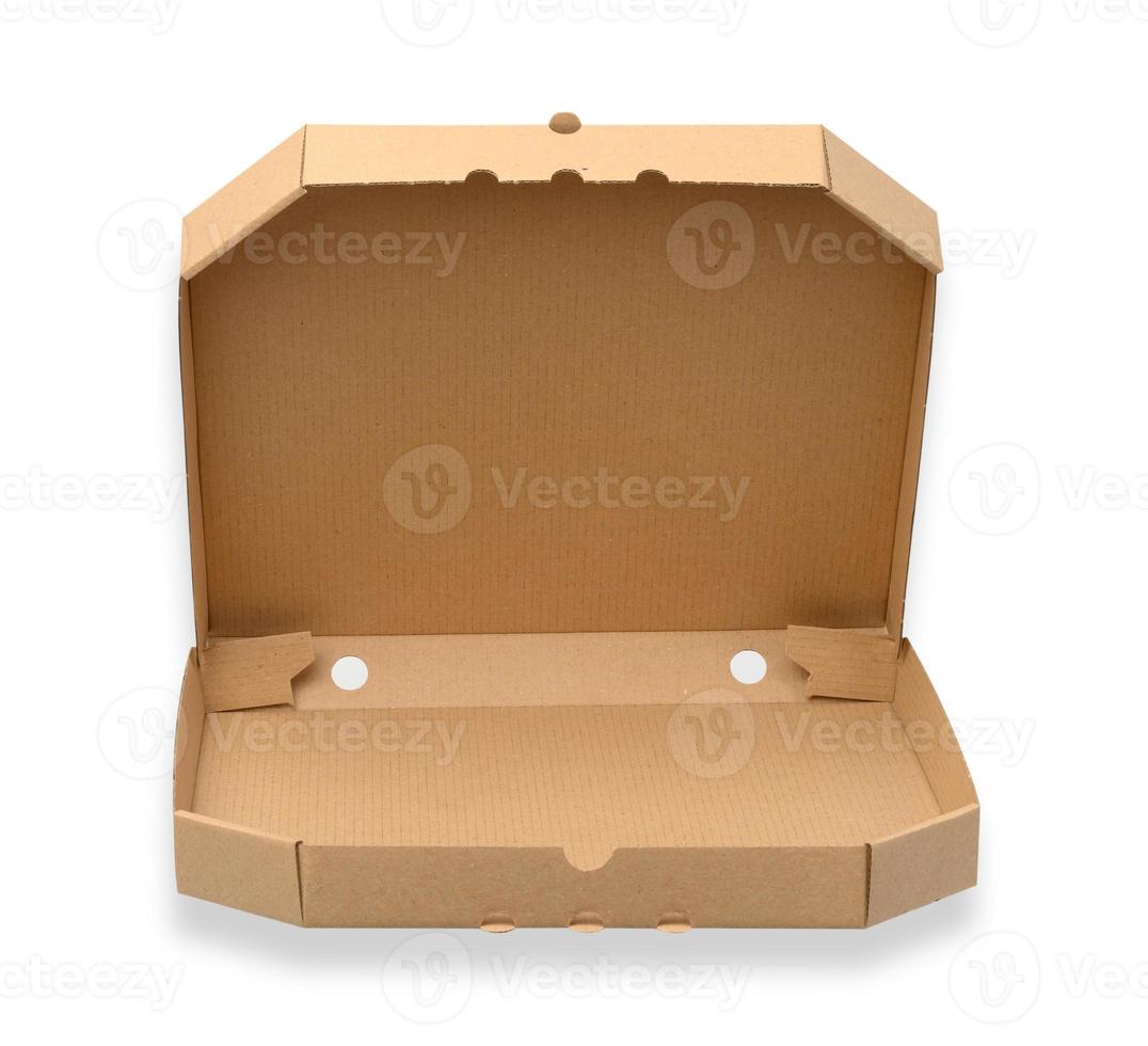 Öffnen Sie leere quadratische Pizzaschachtel aus Pappe, braune Papierverpackungen isoliert auf weißem Hintergrund foto