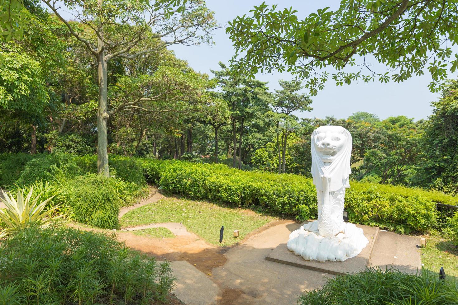 Merlion Statue in einem Park in Singapur foto