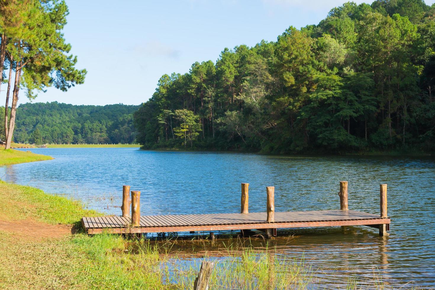 Pier am Wasserreservoir foto