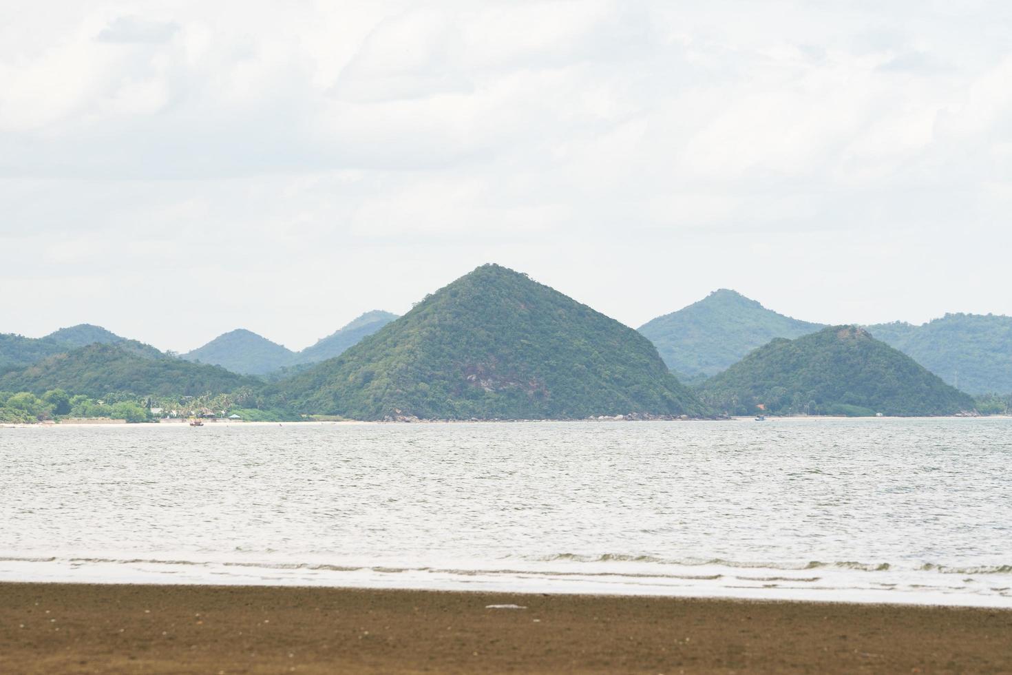 Berge am Meer foto