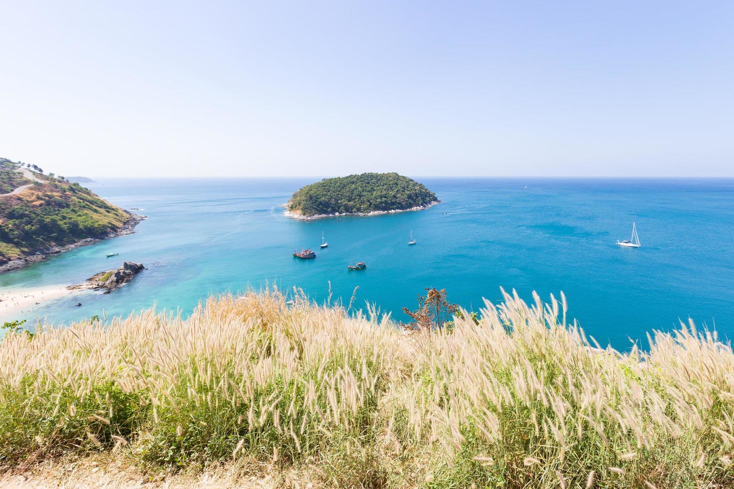 kleine Insel in der Nähe von Phuket foto