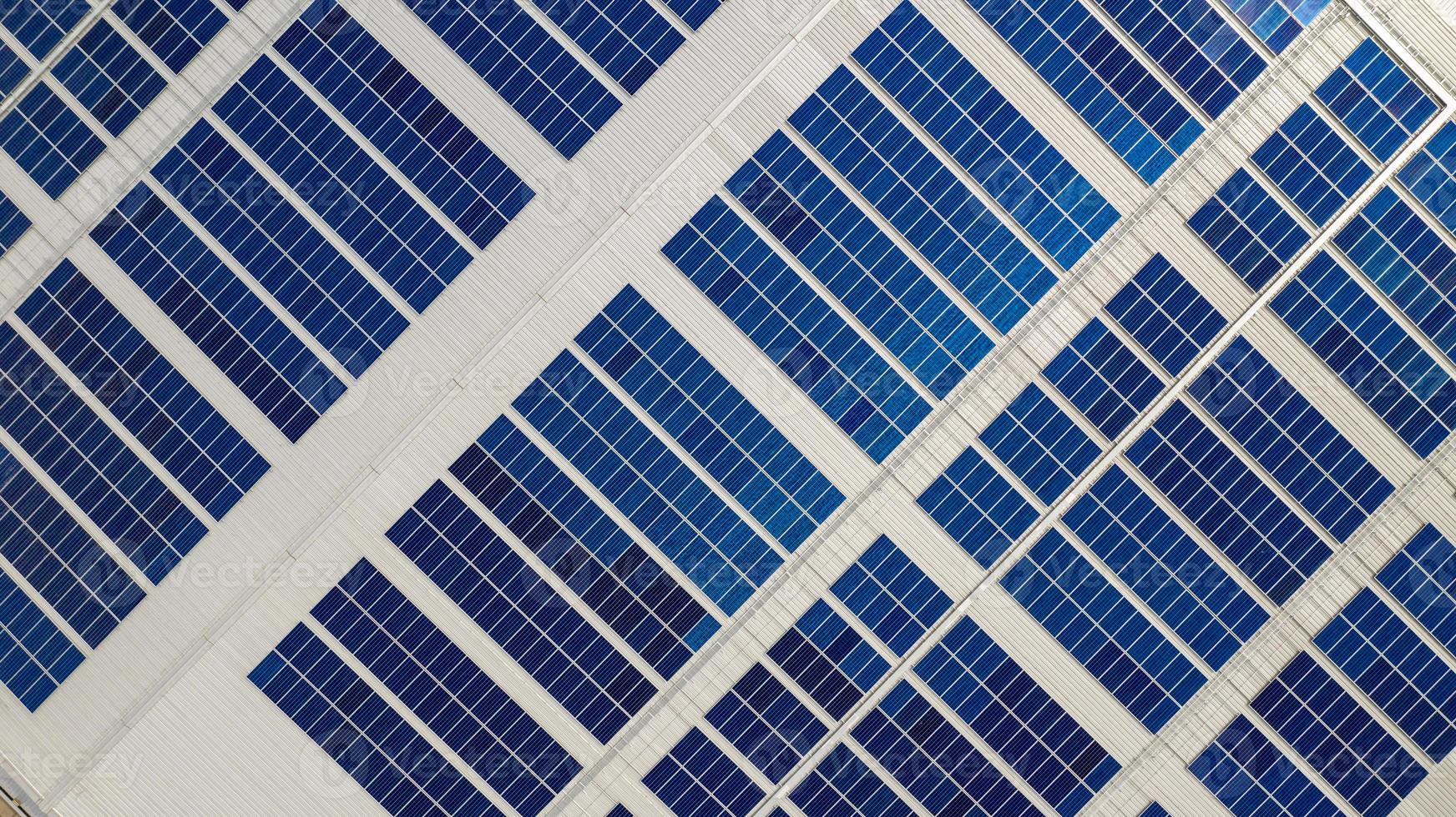 Draufsicht auf Solarzellen foto