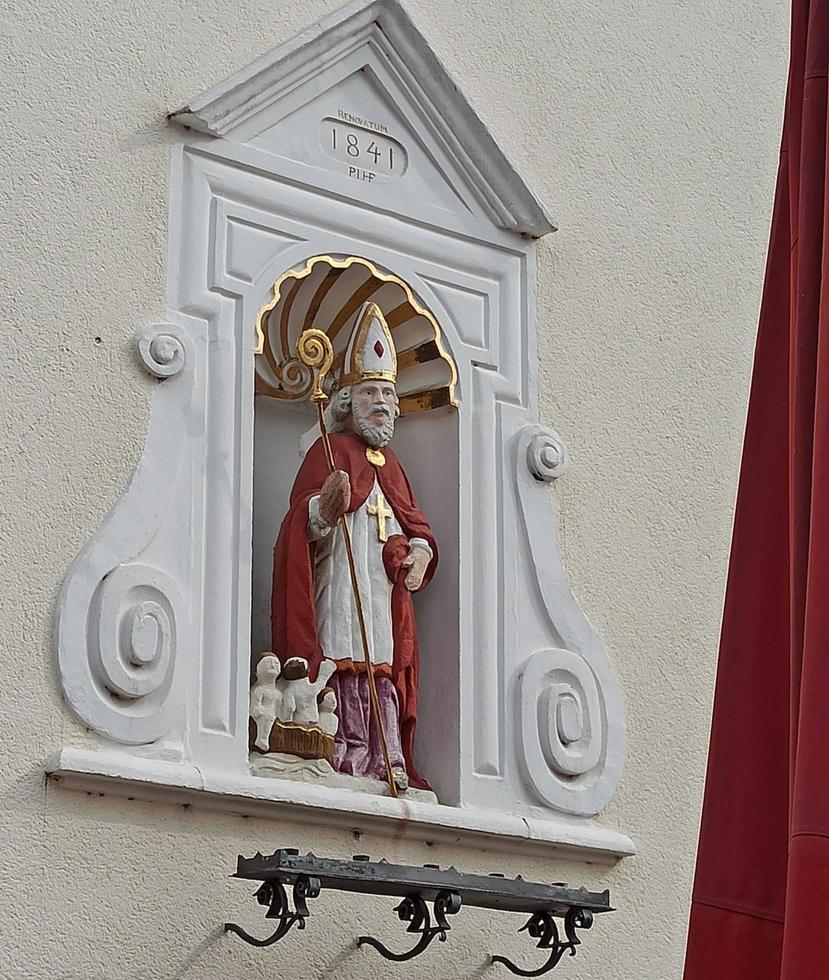 Andernach, Deutschland - - kann 26 2022 dekorativ Figur abbilden ein katholisch Priester foto