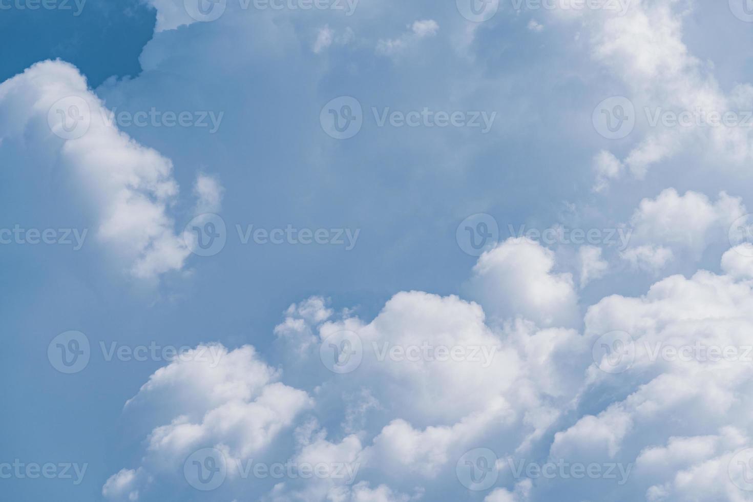 Hintergrund der weichen Cumuluswolken foto
