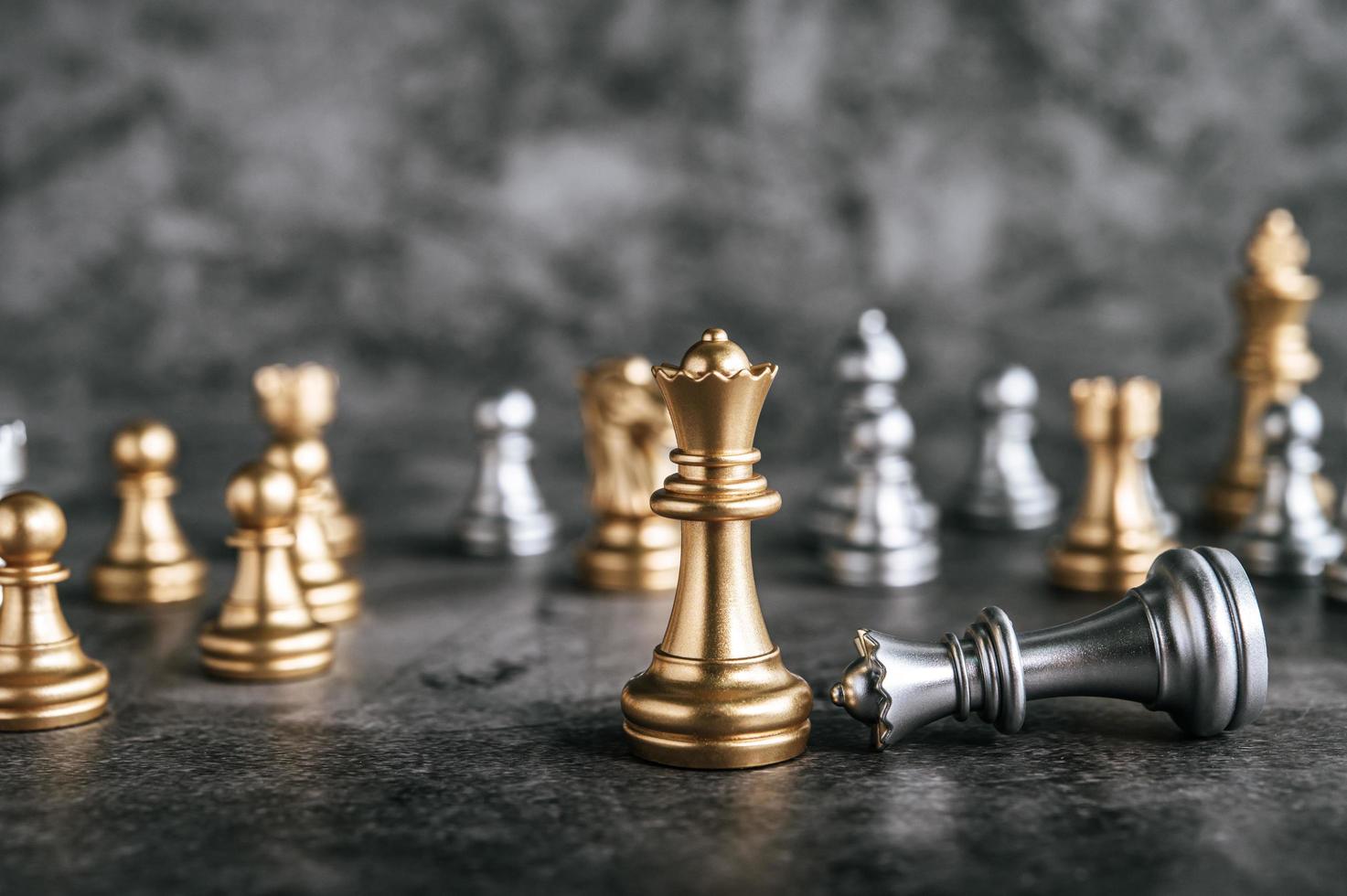 Gold und Silber Schach Brettspiel foto