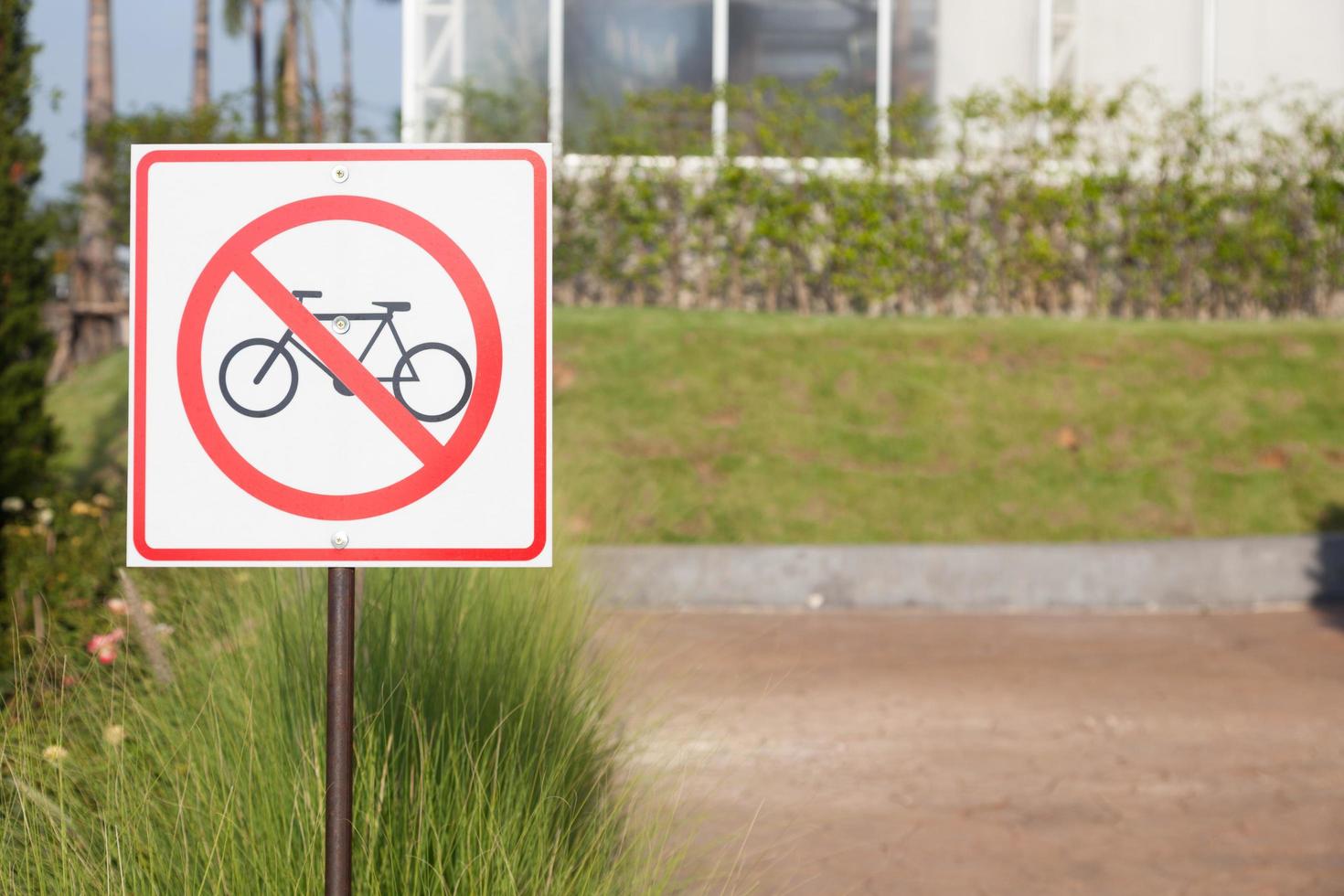 Fahrradschild im Park foto