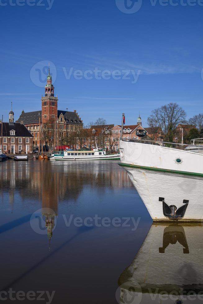 die stadt leer in deutschland foto