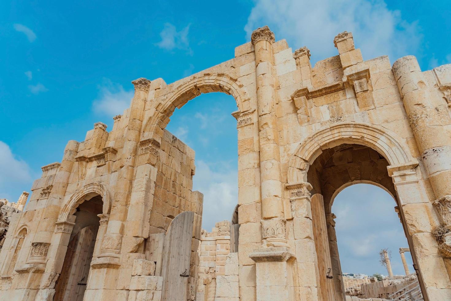 Südtor der alten römischen Stadt Gerasa, Jordanien foto