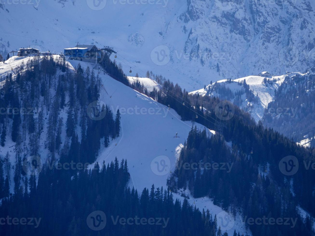 dolomiten schneepanorama gadertal armentara foto