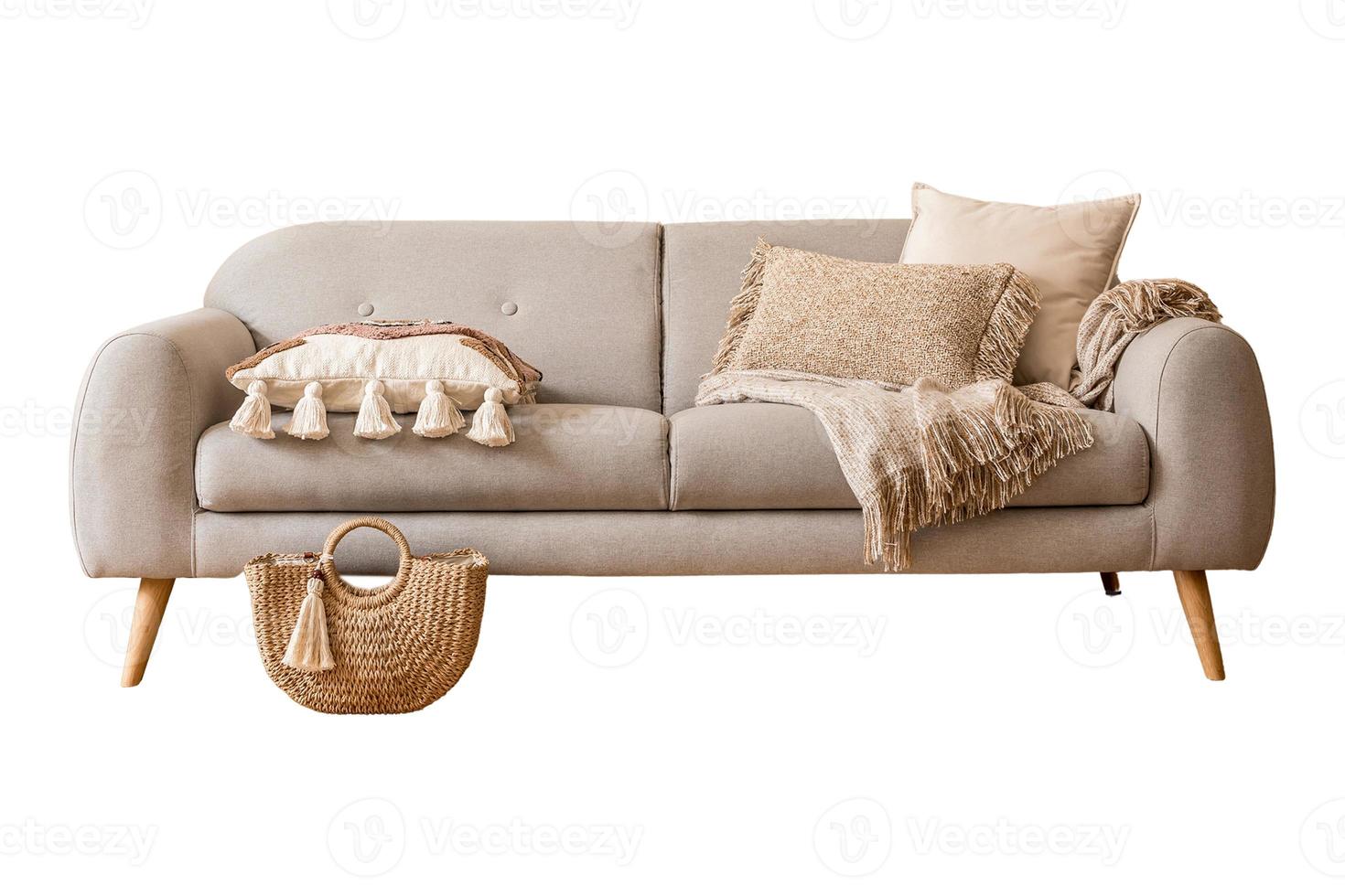 399 grau Sofa mit Kissen, Decke und gewebte Handtasche isoliert auf ein transparent Hintergrund foto