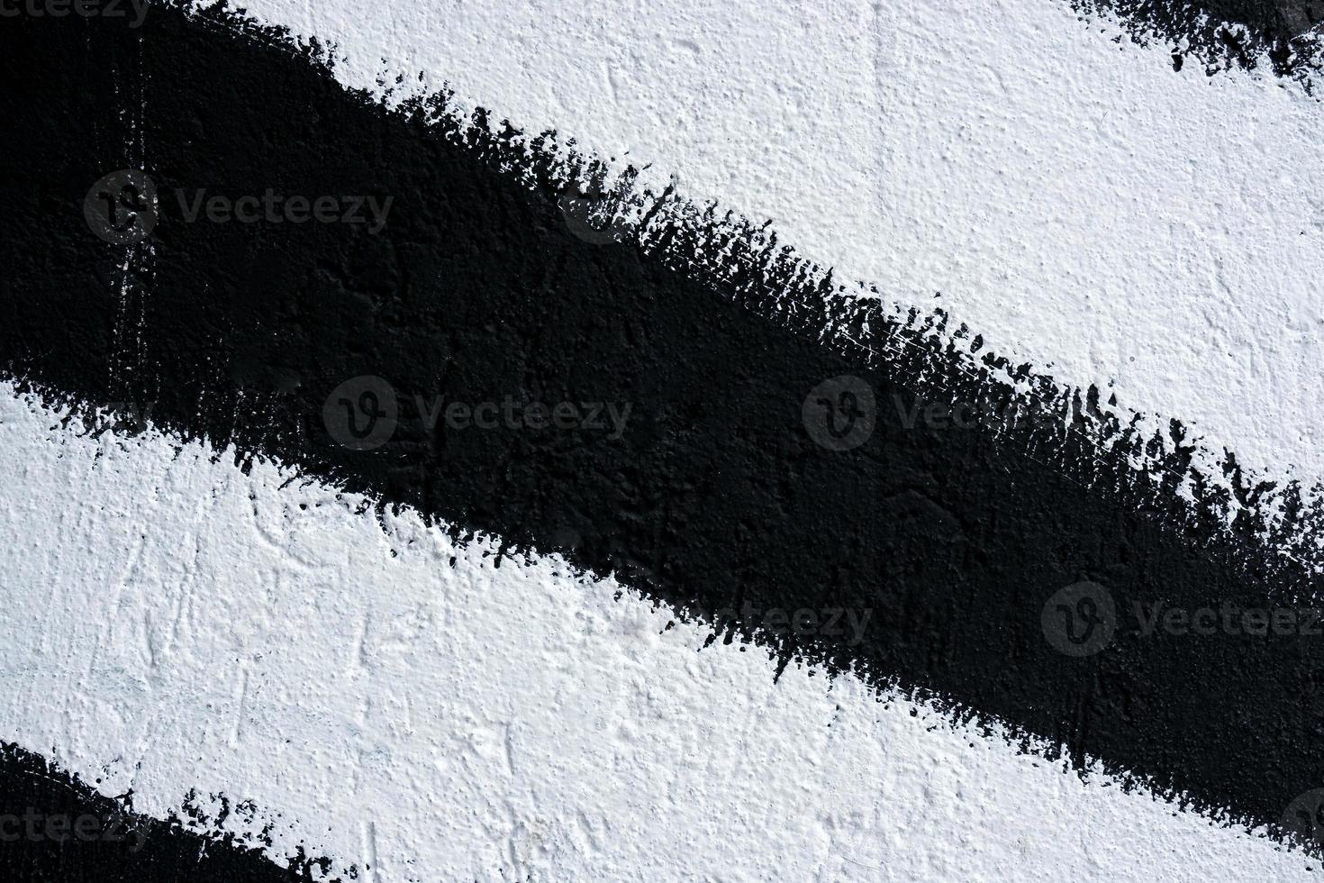 Muster Linie schwarz und Weiß Beton Hintergrundbild beinhaltet ein bewirken das schwarz und Weiß Töne.abstrakt Hintergrund. einfarbig Textur. foto