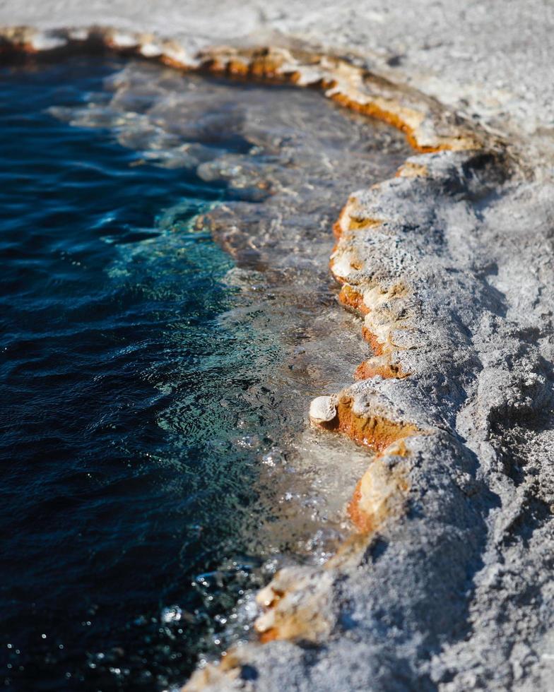 heiße Quellen im Yellowstone National Park foto