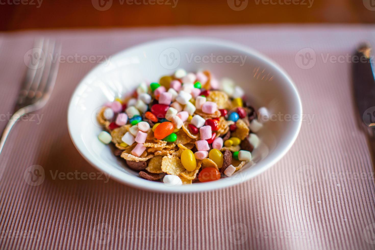 Aussicht von köstlich Müsli Frühstück foto