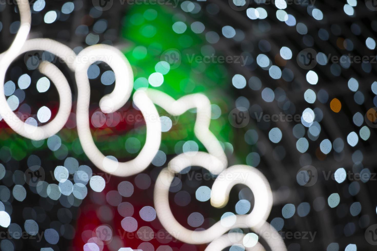 mehrfarbig Flecken von Beleuchtung von Weihnachten Dekorationen. foto