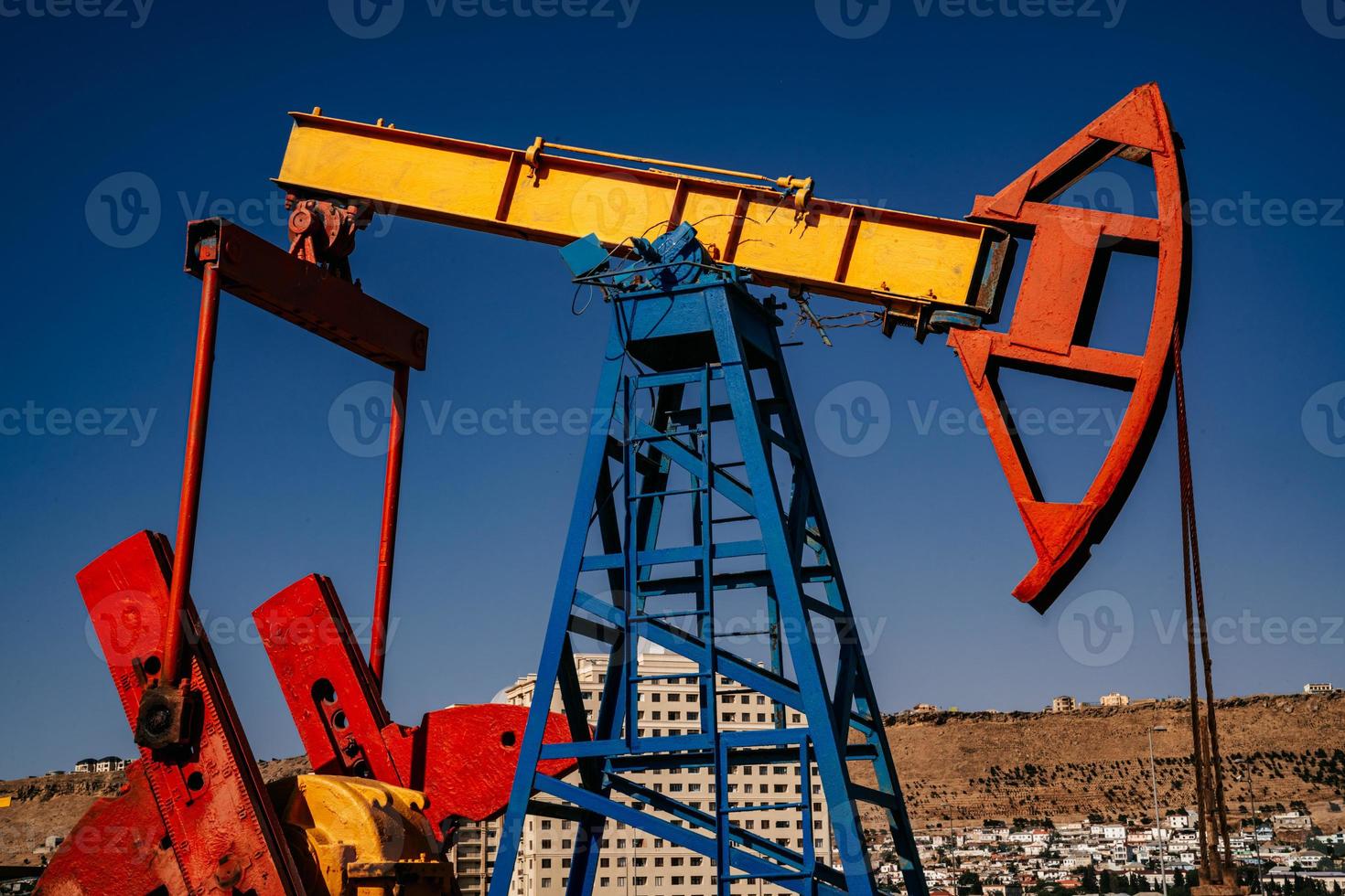 Öl Pumpe Nahansicht Einzelheiten. Öl Industrie Ausrüstung. foto