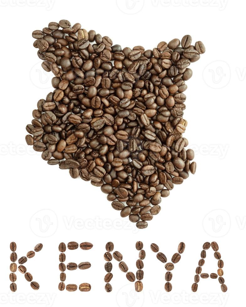 Karte von Kenia aus gerösteten Kaffeebohnen isoliert auf weißem Hintergrund foto