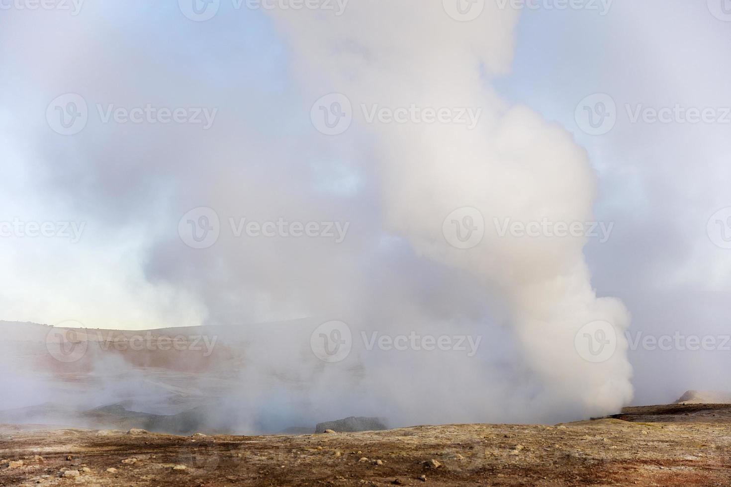 Geysire sol de manana in Bolivien foto