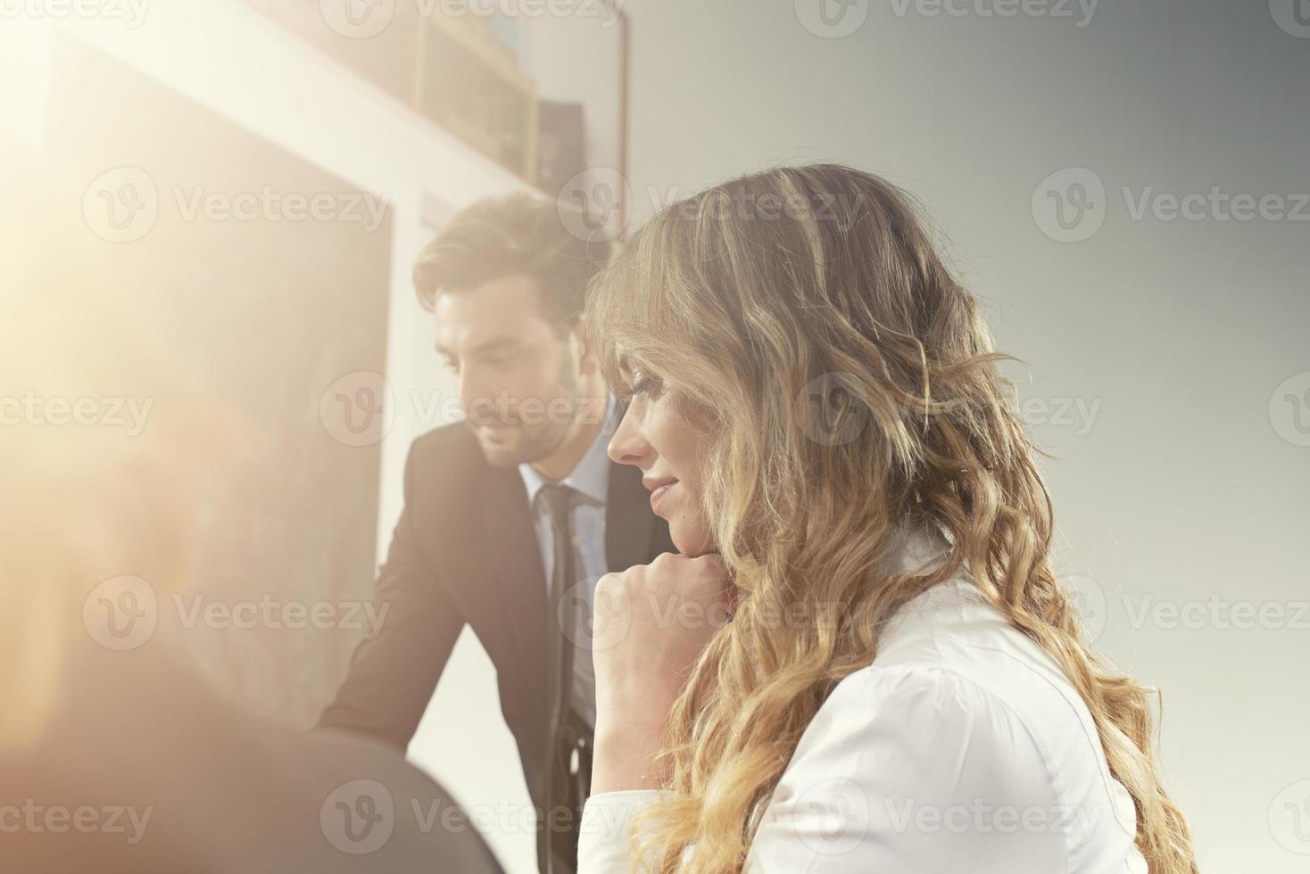 Geschäft Person während ein Treffen im Büro foto