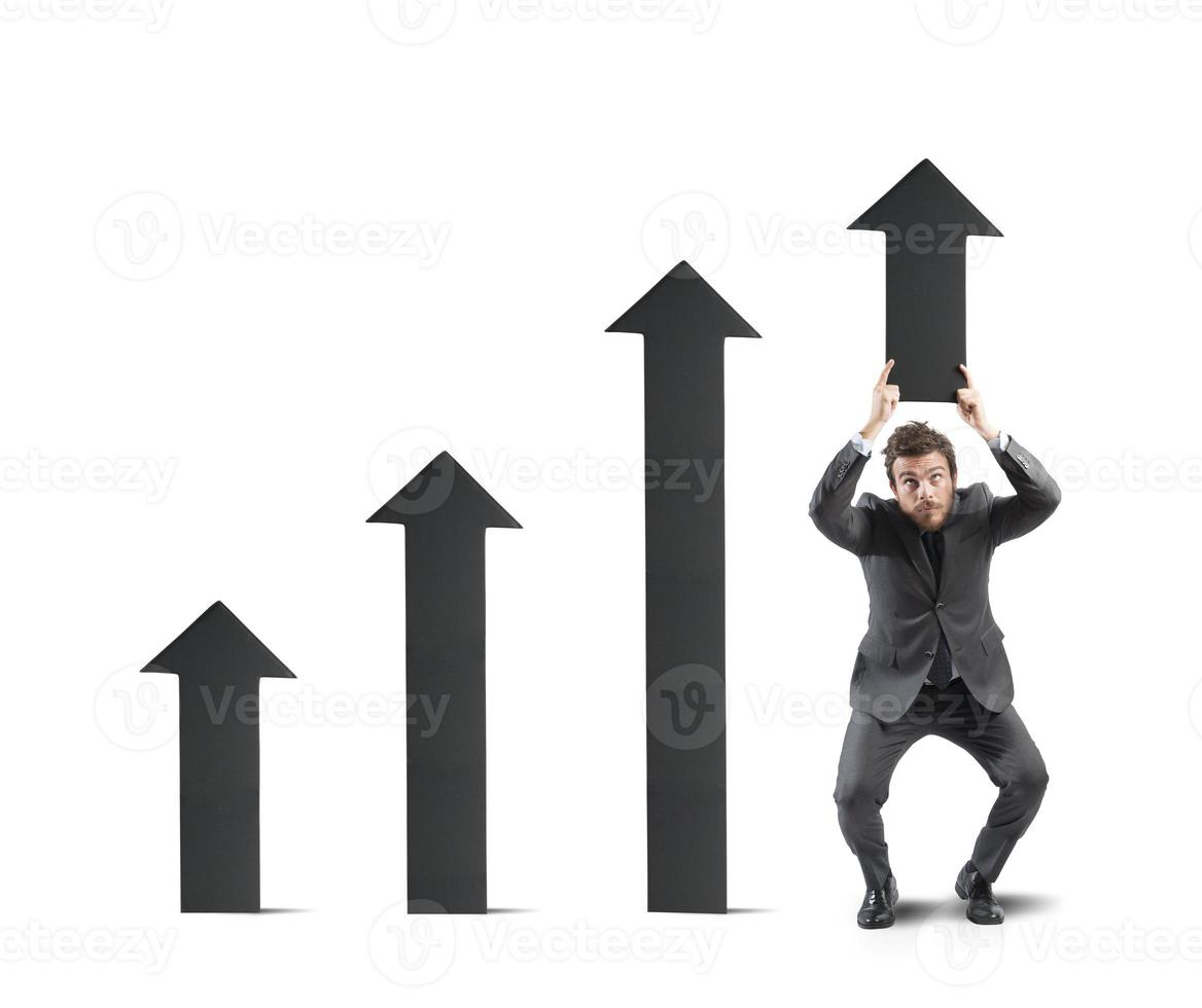 Geschäftsmann hilft Statistik foto