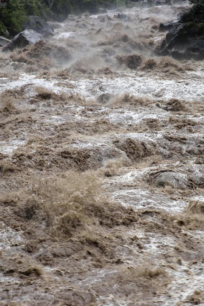 Urubamba Fluss in Peru foto