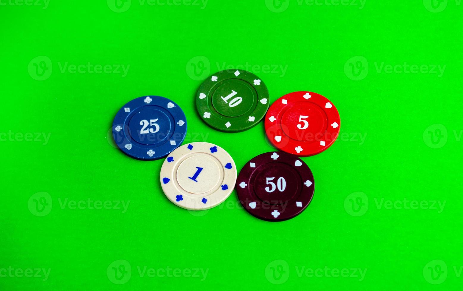 Poker, fünf Chips. foto