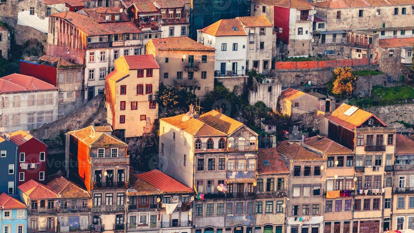 das Straßen und schön die Architektur im Porto, Portugal. foto