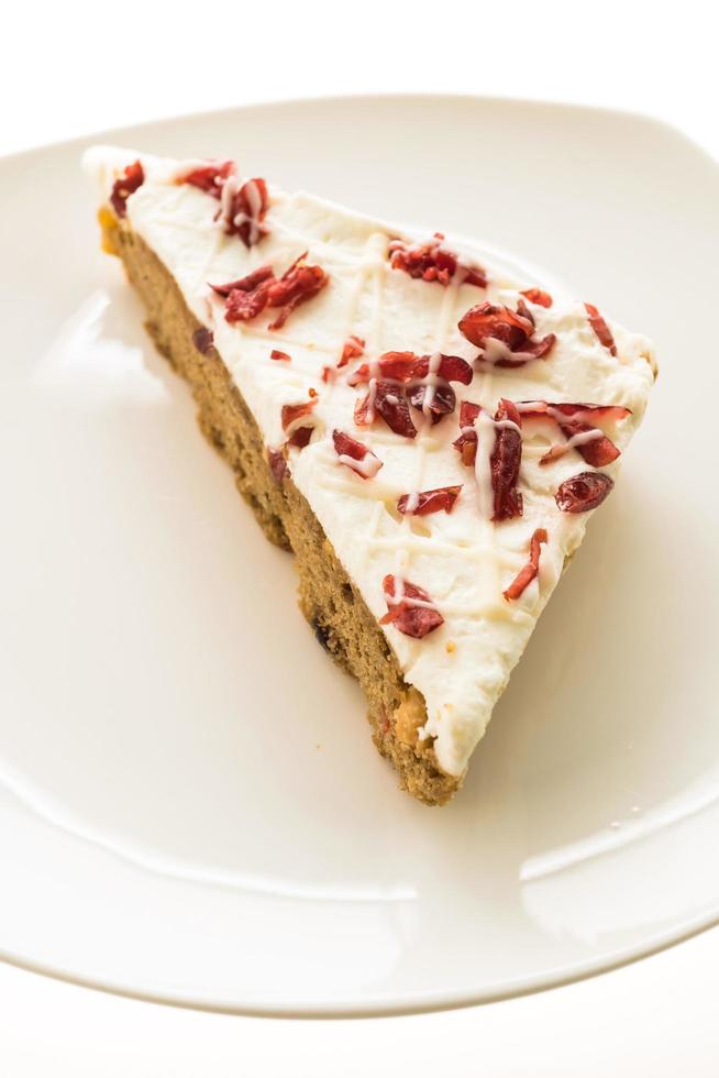 Cranberry-Kuchen auf weißem Teller foto