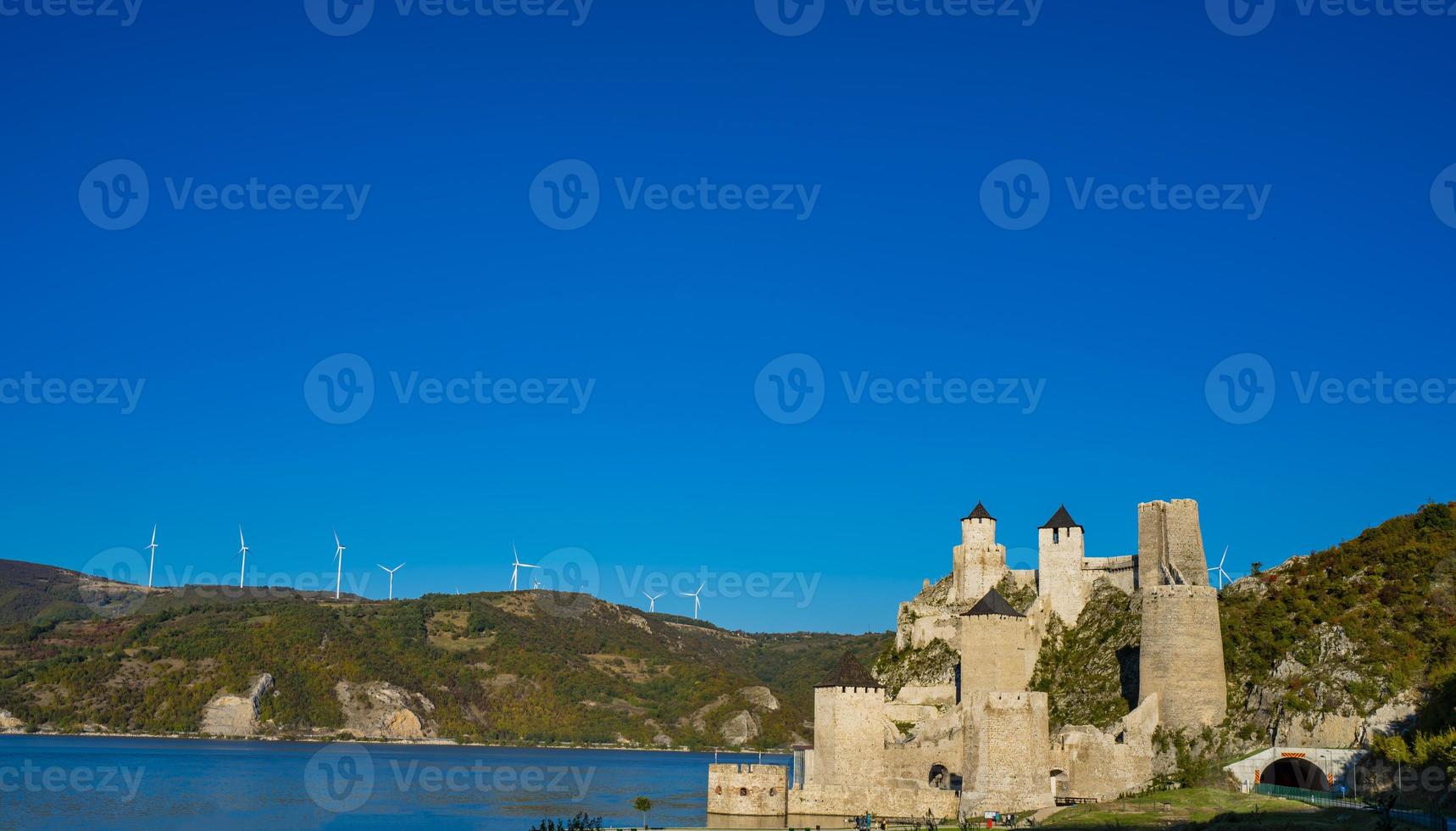 Golubac Festung in Serbien foto