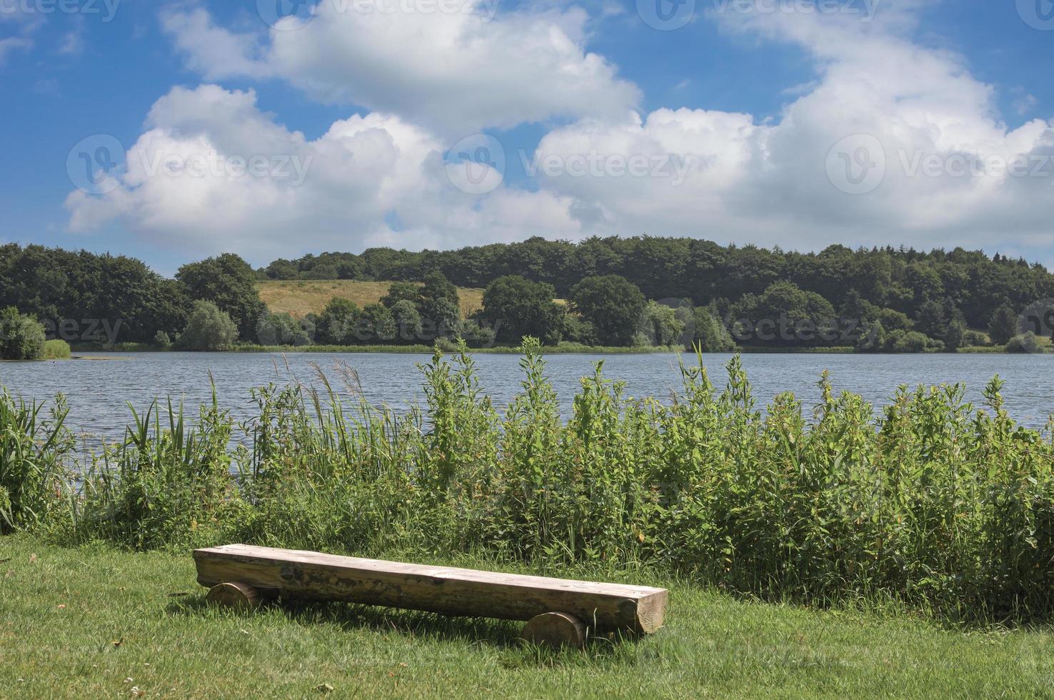 idyllisch ruhen Platz beim See mönchneversdorfer sehen im holstein Schweiz, Deutschland foto