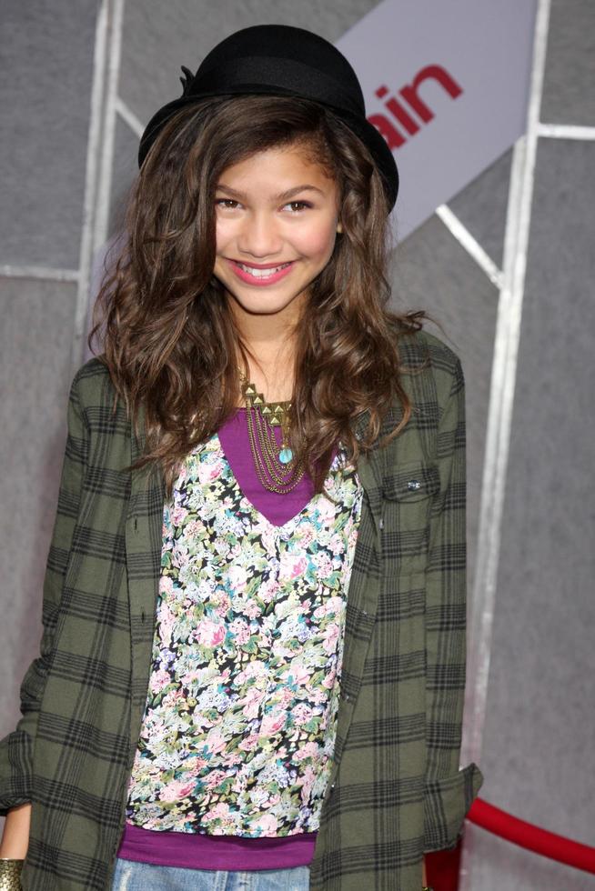 los Engel sep 22 Zendaya Coleman kommt an beim das Sie nochmal Welt Premiere beim el Capitän Theater auf September 22 2010 im los Engel ca. foto