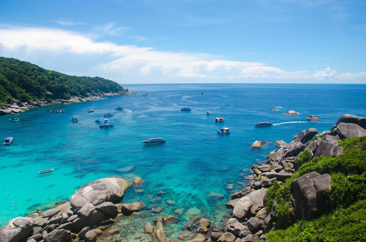 Similan Islands, Thailand, 2020 - Boote auf dem Wasser foto