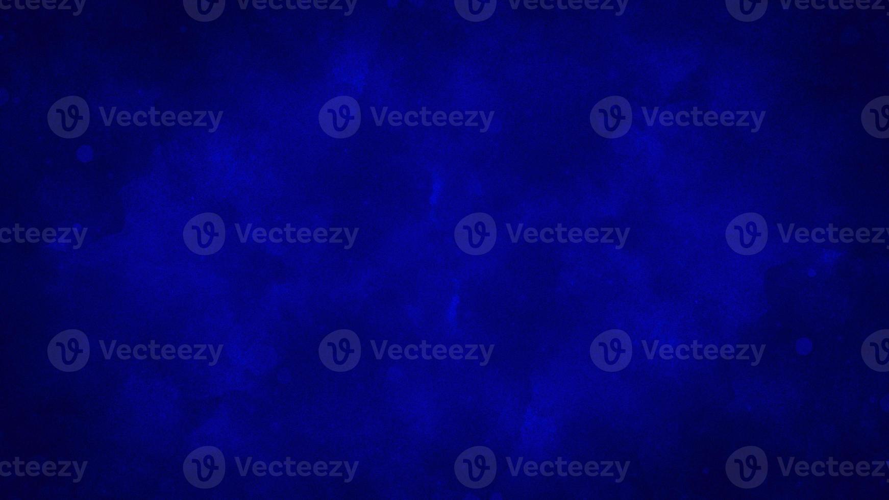 blaue aquarell- und papierstruktur. schöne dunkle Steigungshand gezeichnet durch Bürstenschmutzhintergrund. aquarell waschen aqua gemalte textur nahaufnahme, grungy design. blauer nebel funkelt sternuniversum. foto