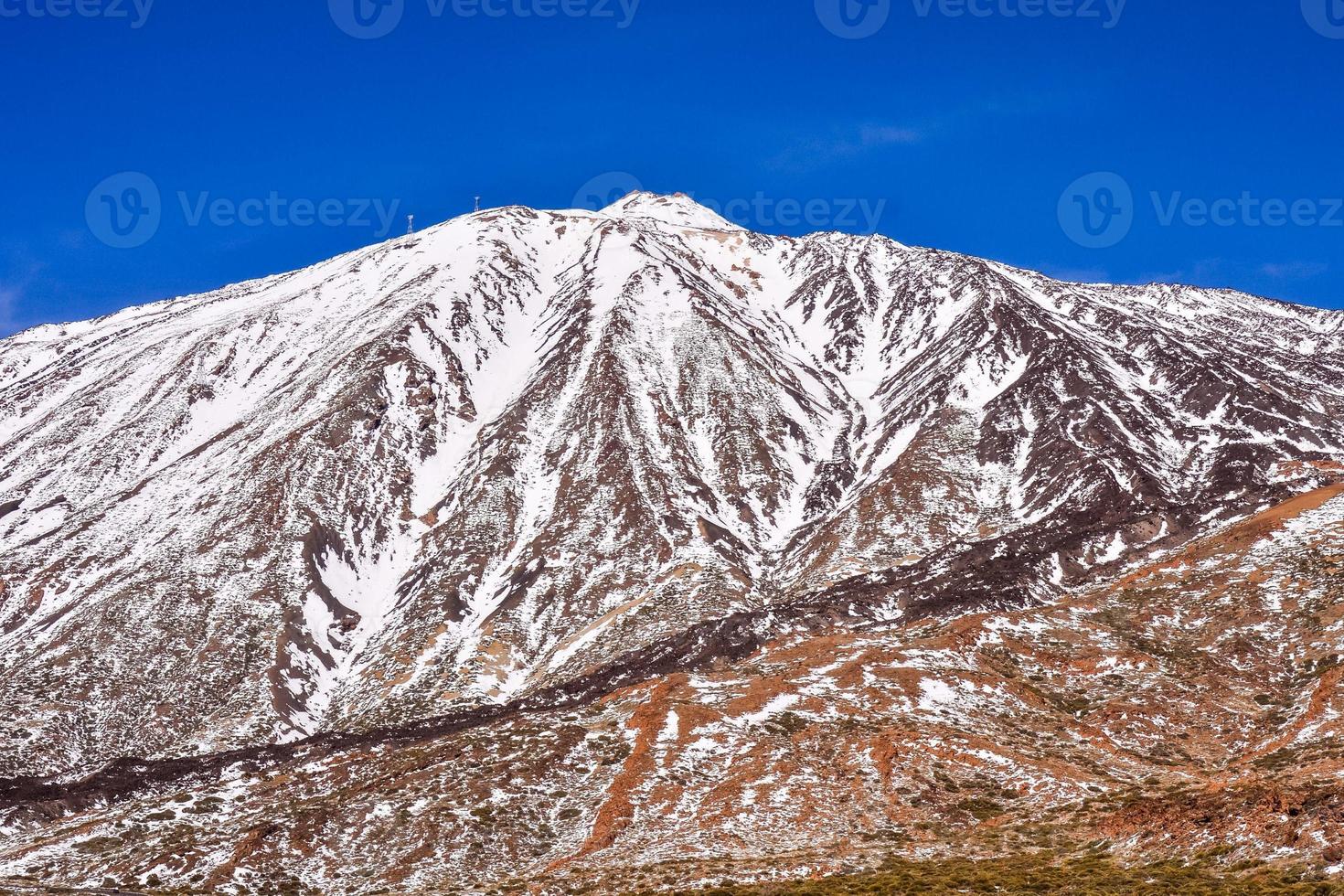 schneebedeckte Berglandschaft foto