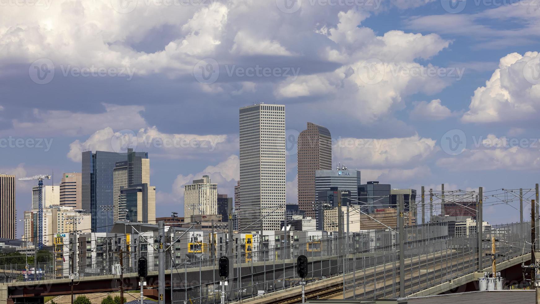 Wolkenkratzer im Innenstadt Denver, Stadt ist das Main finanziell, Werbung, Geschäft, und Unterhaltung Kreis im Colorado. foto