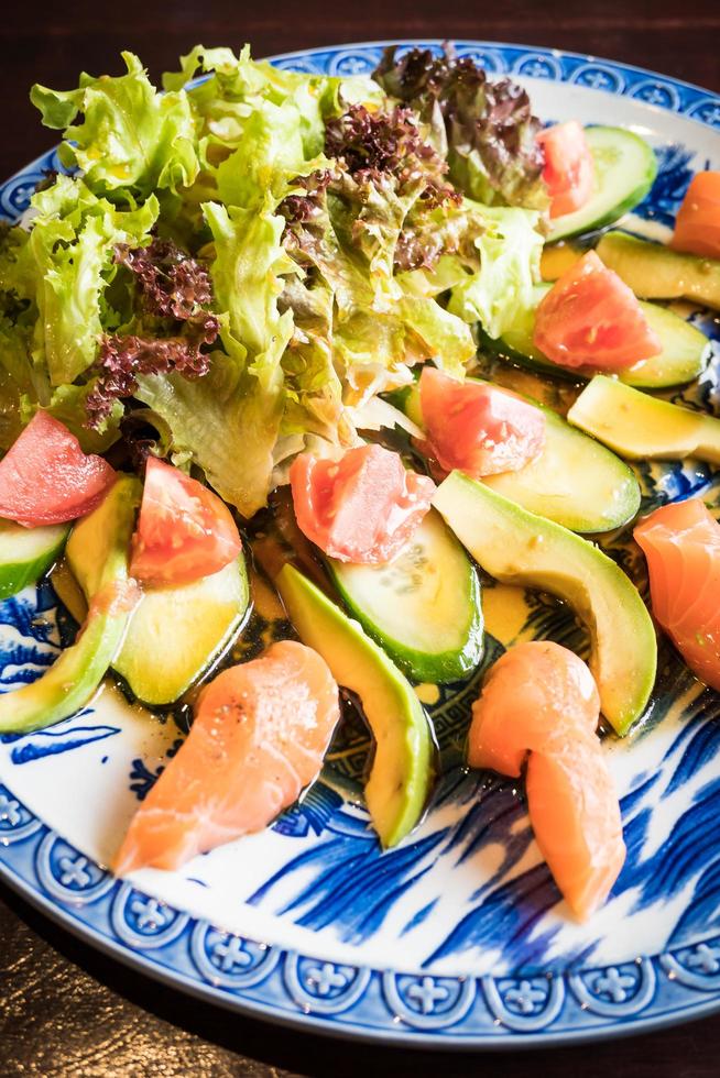 Lachs-Avocado-Salat foto