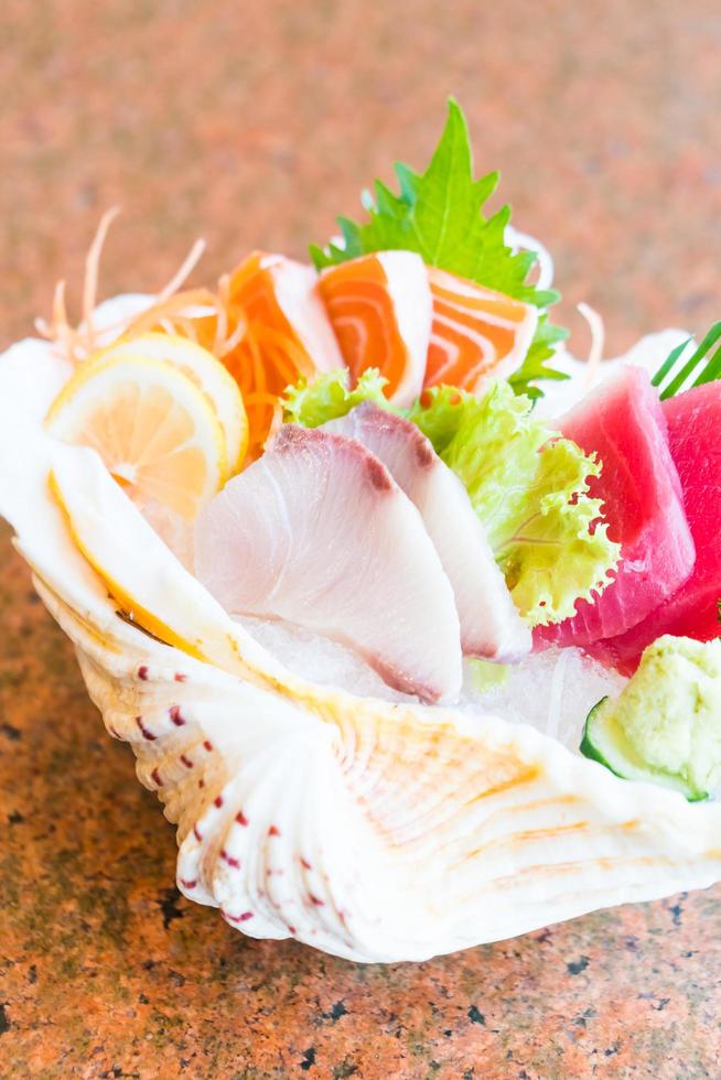 roher und frischer Sashimi foto