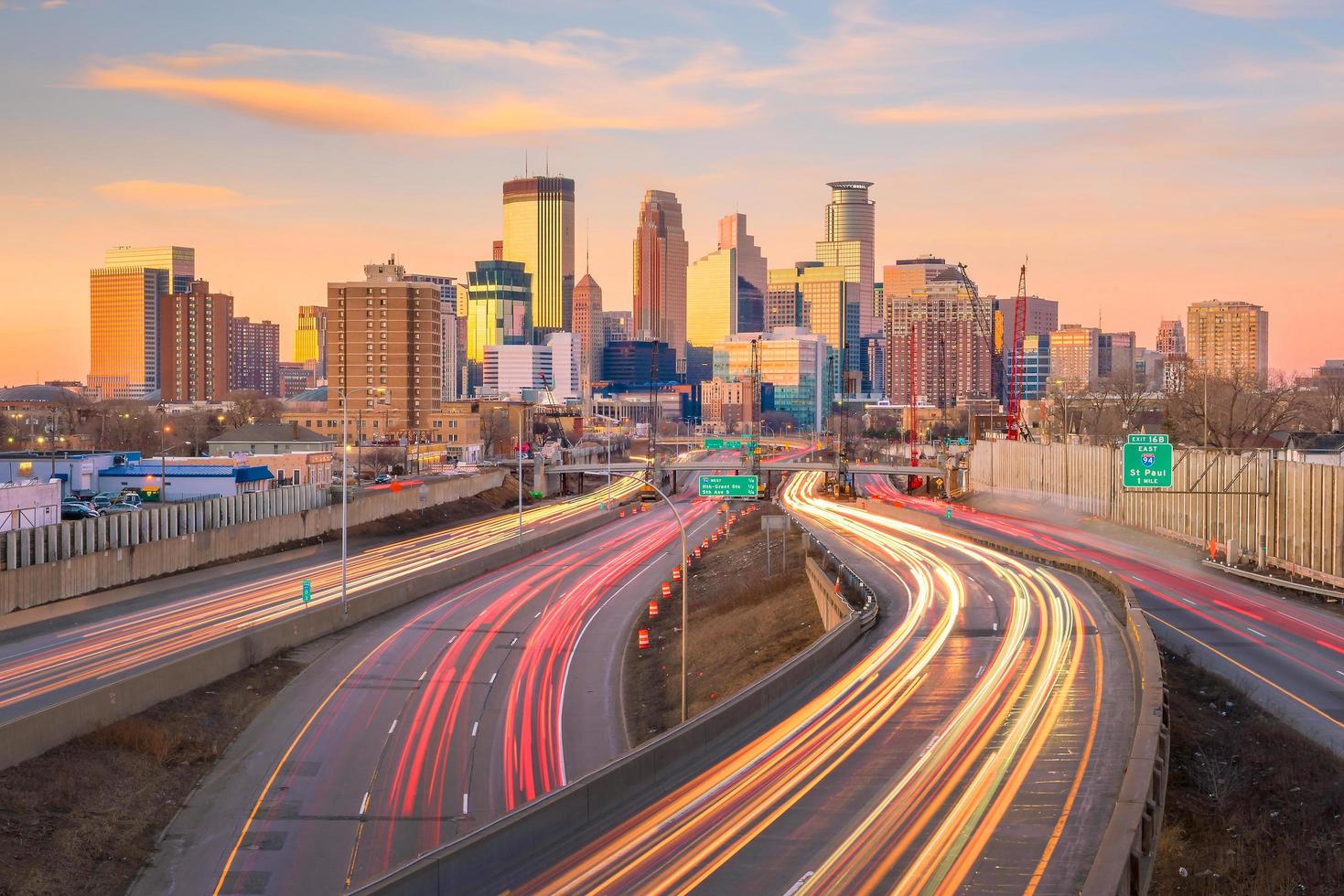 Skyline der Innenstadt von Minneapolis in Minnesota, USA foto