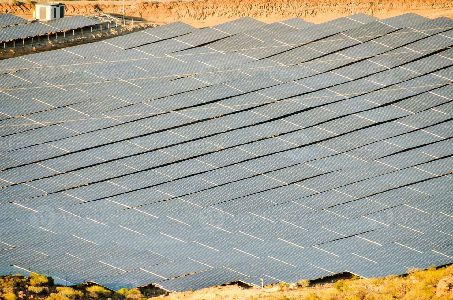 Reihen von Solar- Paneele foto