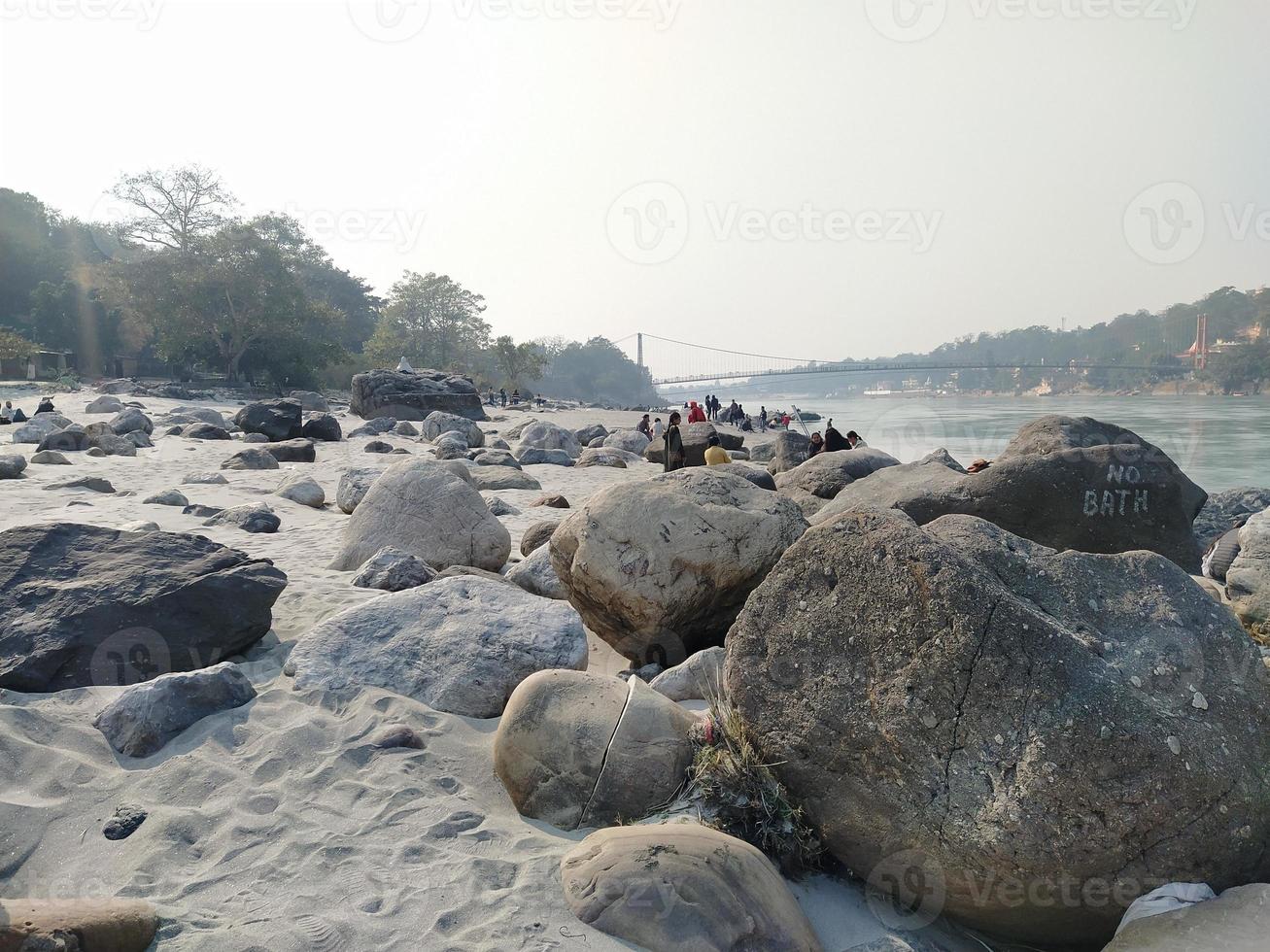 Ganga Fluss und Mountian Aussicht foto